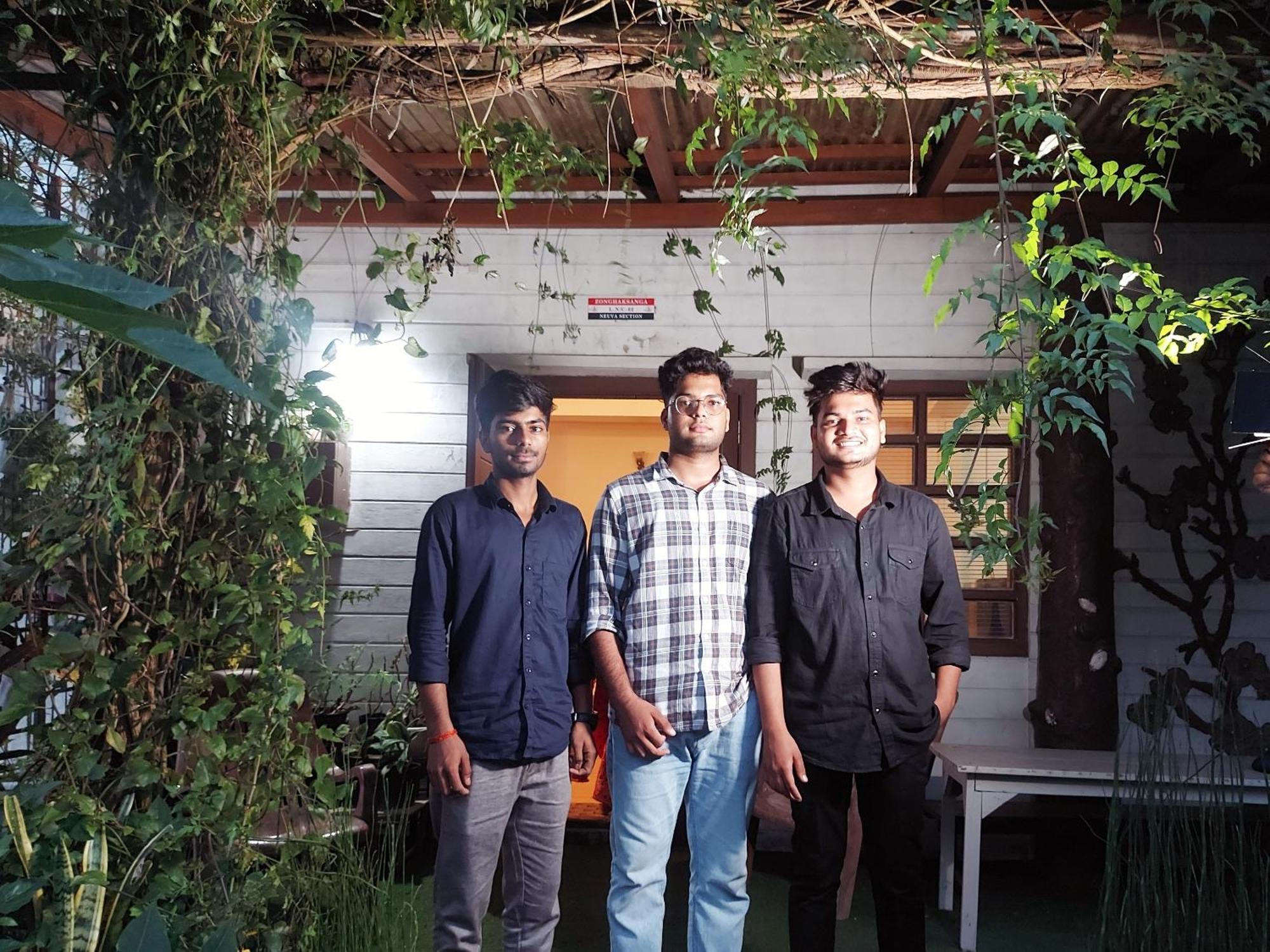 Giftland Homestay Āīzawl エクステリア 写真
